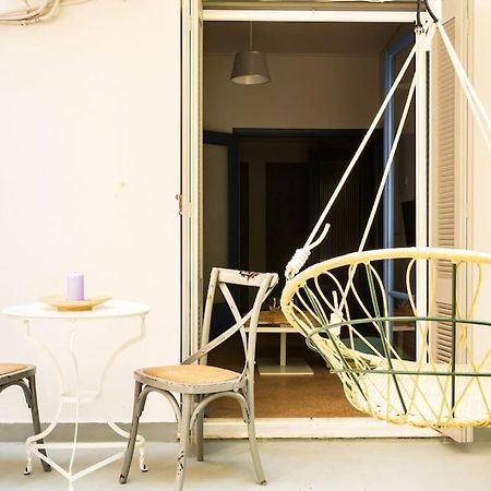 דירות אתונה Downtown Apt With Garden In Plaka מראה חיצוני תמונה