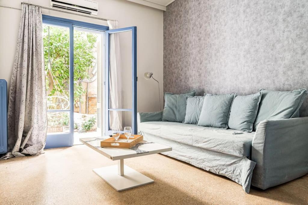 דירות אתונה Downtown Apt With Garden In Plaka מראה חיצוני תמונה