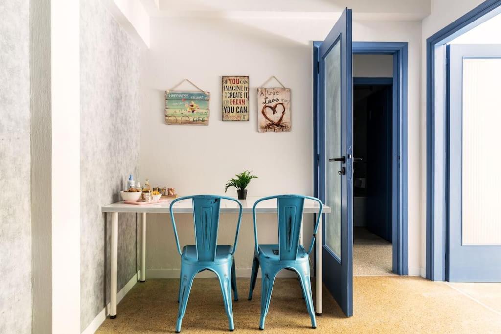 דירות אתונה Downtown Apt With Garden In Plaka מראה חיצוני תמונה